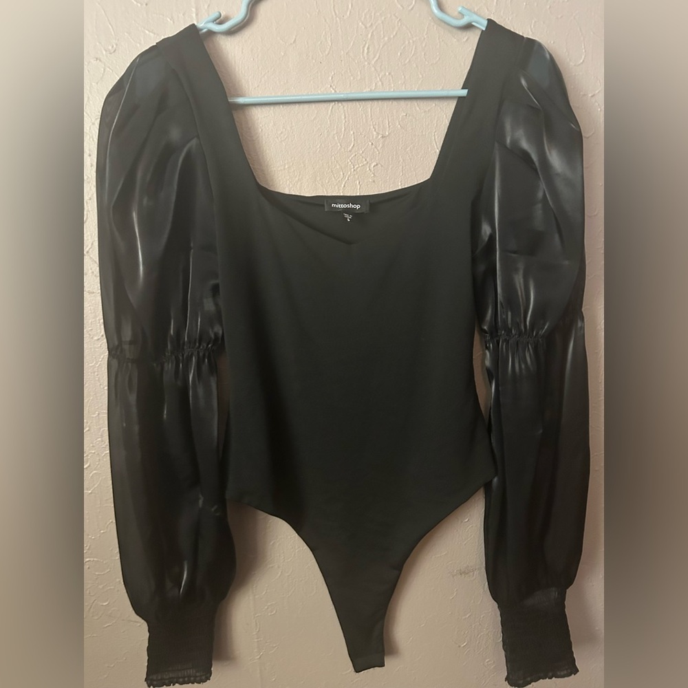 Mittoshop Black Asymmetrical Long Sleeve Bodysuit